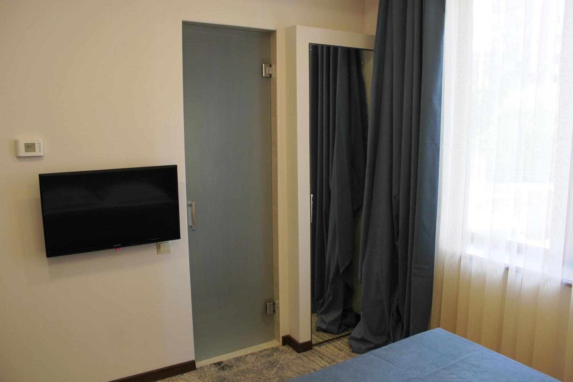 Evn Boutique Hotel Erevan Quarto foto